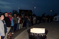 Click to see big picture (570x380 pixels; 39 KB)