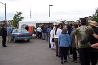 Click to see big picture (570x380 pixels; 47 KB)