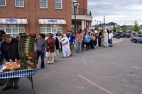 Click to see big picture (570x380 pixels; 60 KB)