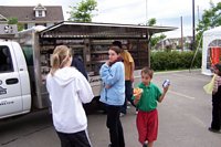 Click to see big picture (570x380 pixels; 61 KB)