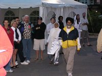 Click to see big picture (640x480 pixels; 65 KB)