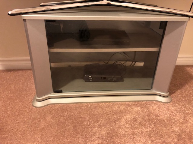 tv stand.jpg